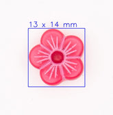 Rode Bloemvormige Knoop met Witte Accenten 13x14mm Knopen KNP00027